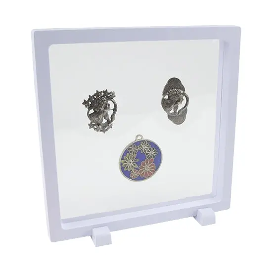 7″ × 7″ White Acrylic Membrane Display Box 1