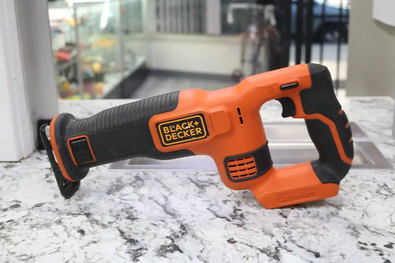 Black & Decker Bdcr20 Cordless Reciprocating Saw – Local Pickup Only 1