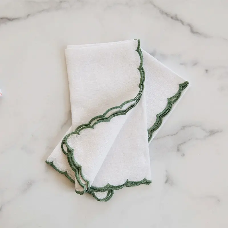 Green Scallop-Edged Linen Napkin Set 1