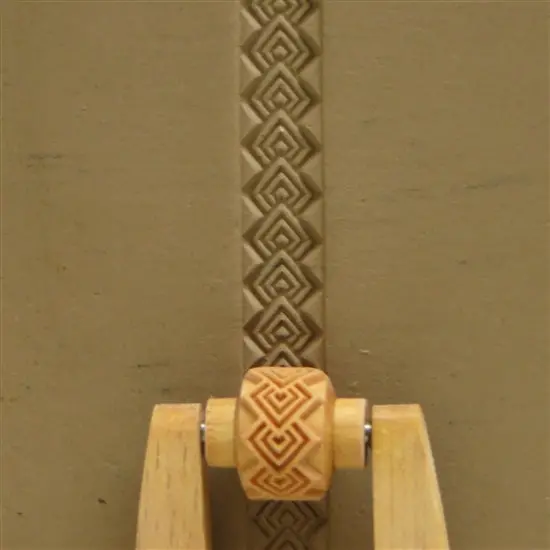 Handcrafted Wooden Roller – Overlapping Square Texture, 10Mm 1