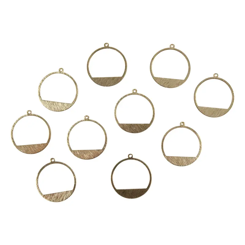 Minimalist Brass Ring Pendant Set – 10-Piece Pack 1