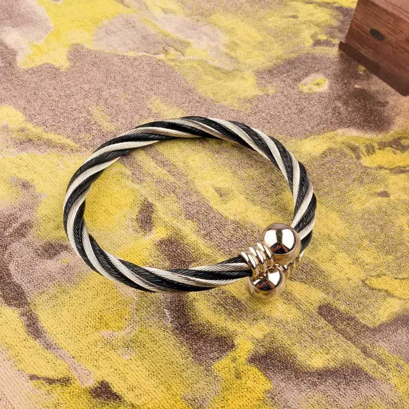 Musina Twisted Cable Chain Bracelet For Women 1